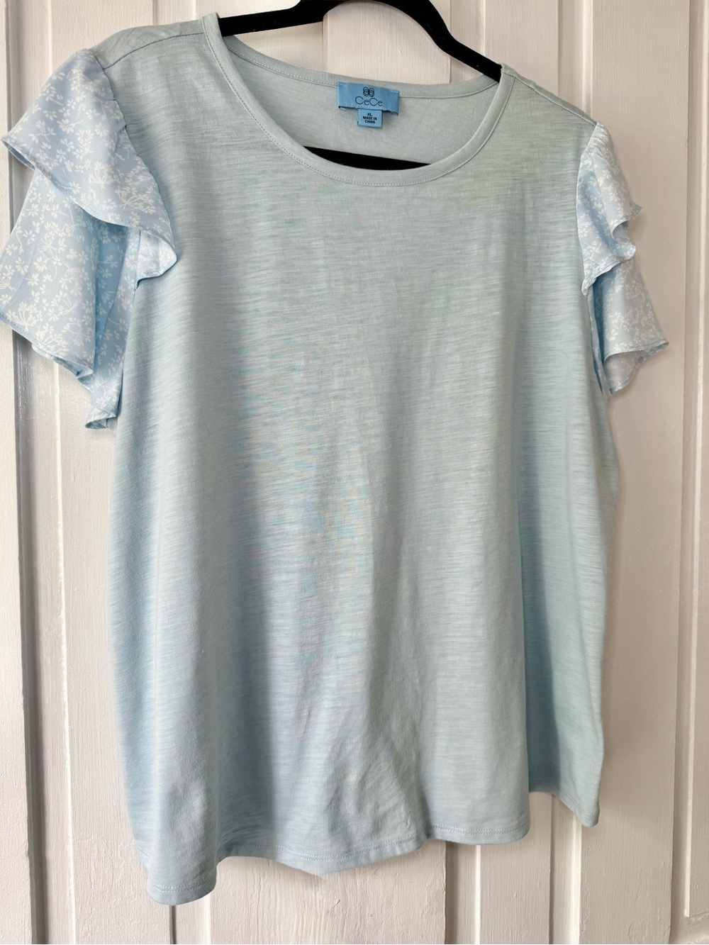 CeCe Light Blue Mixed Media Ruffle Flutter Sleeve Floral Top - XL - Picture 4 of 7
